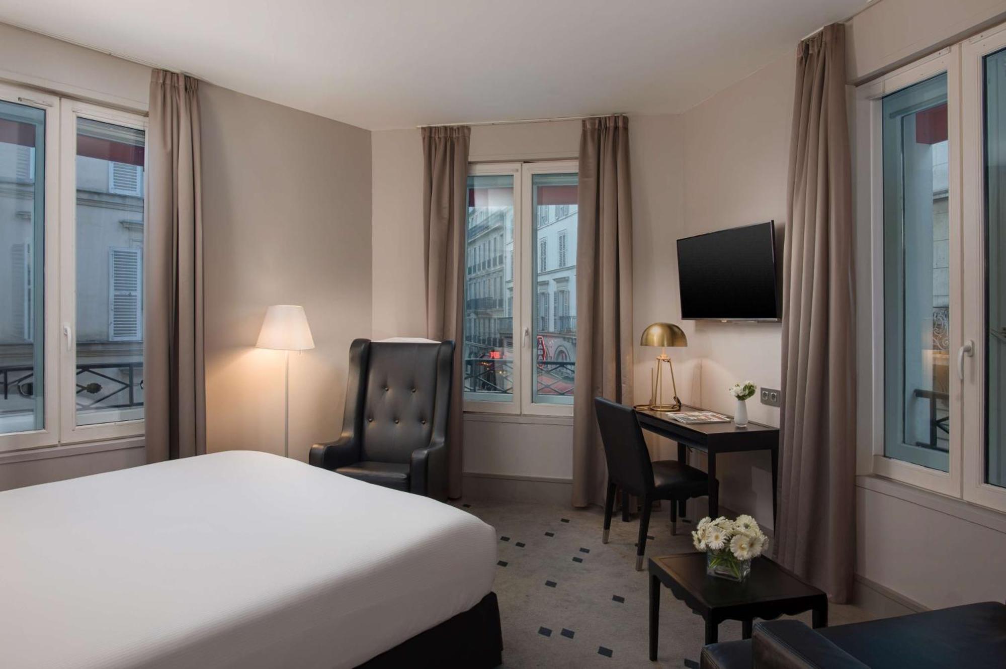 Nh Paris Champs-Elysees Exterior photo