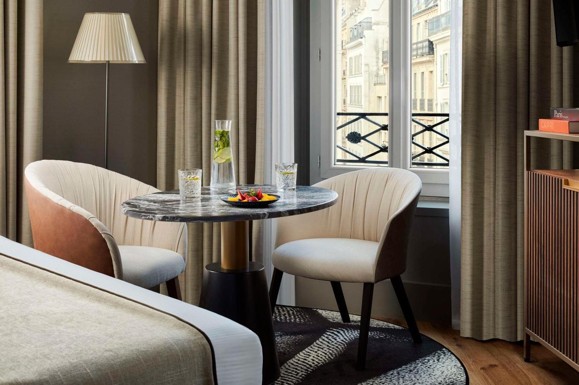 Nh Paris Champs-Elysees Exterior photo